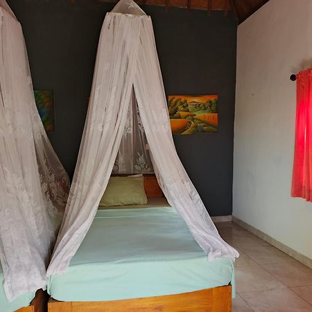Friend House Stay & Surf Airsatang Εξωτερικό φωτογραφία