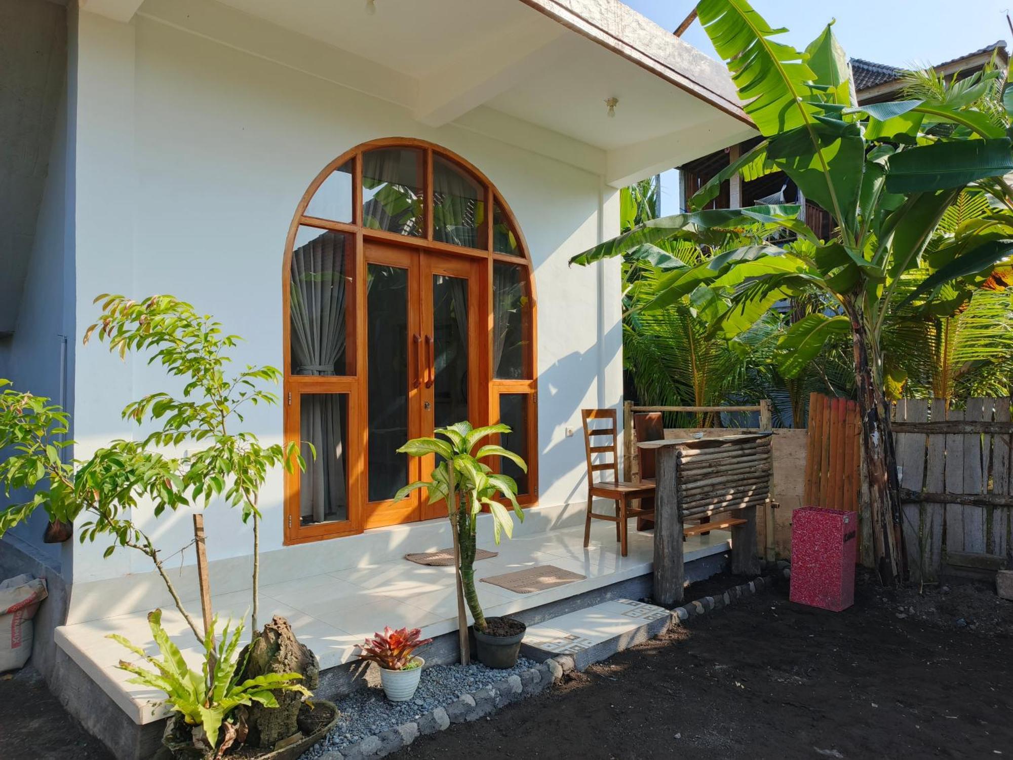 Friend House Stay & Surf Airsatang Εξωτερικό φωτογραφία