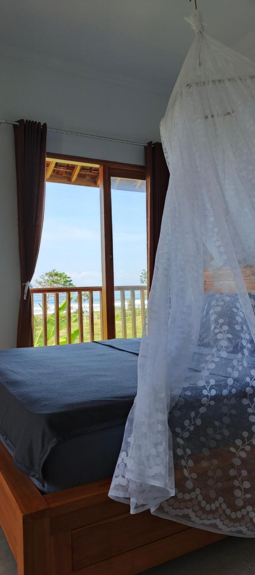 Friend House Stay & Surf Airsatang Εξωτερικό φωτογραφία