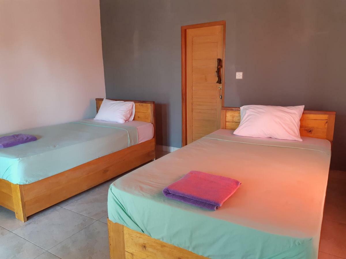 Friend House Stay & Surf Airsatang Εξωτερικό φωτογραφία